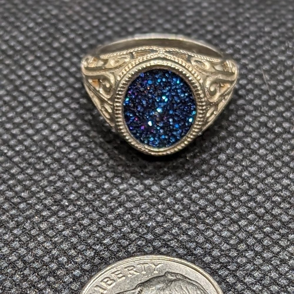 Glittery af druzy quarts ring